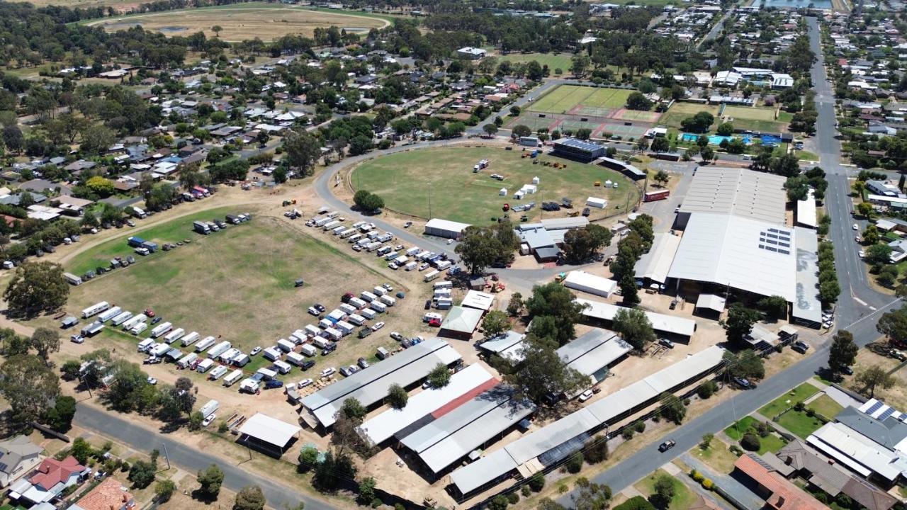 Tatura Country Motel Exterior foto